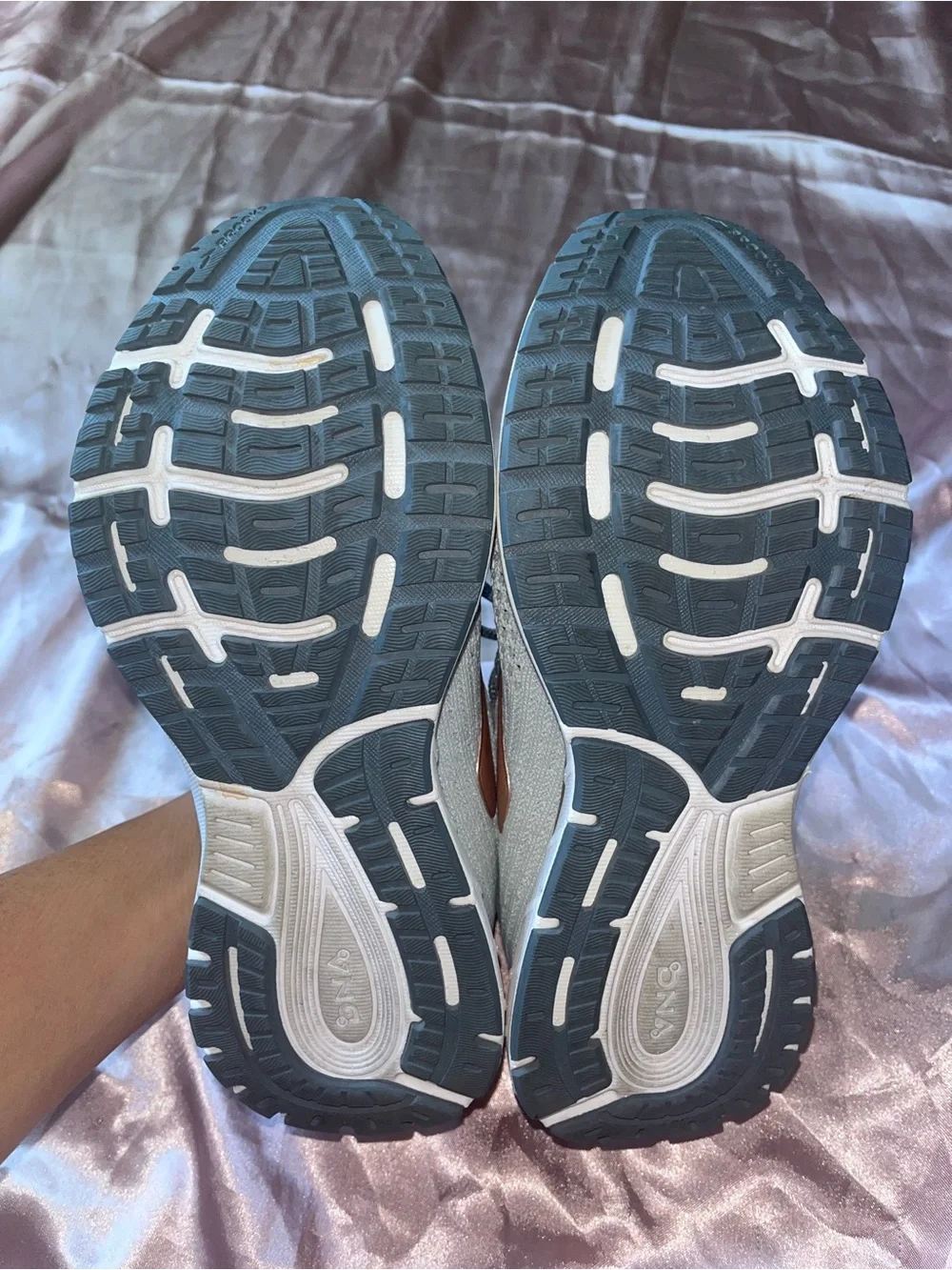 Brooks Women’s Gray Revel 3 Running Shoes with Rose Gold Logo